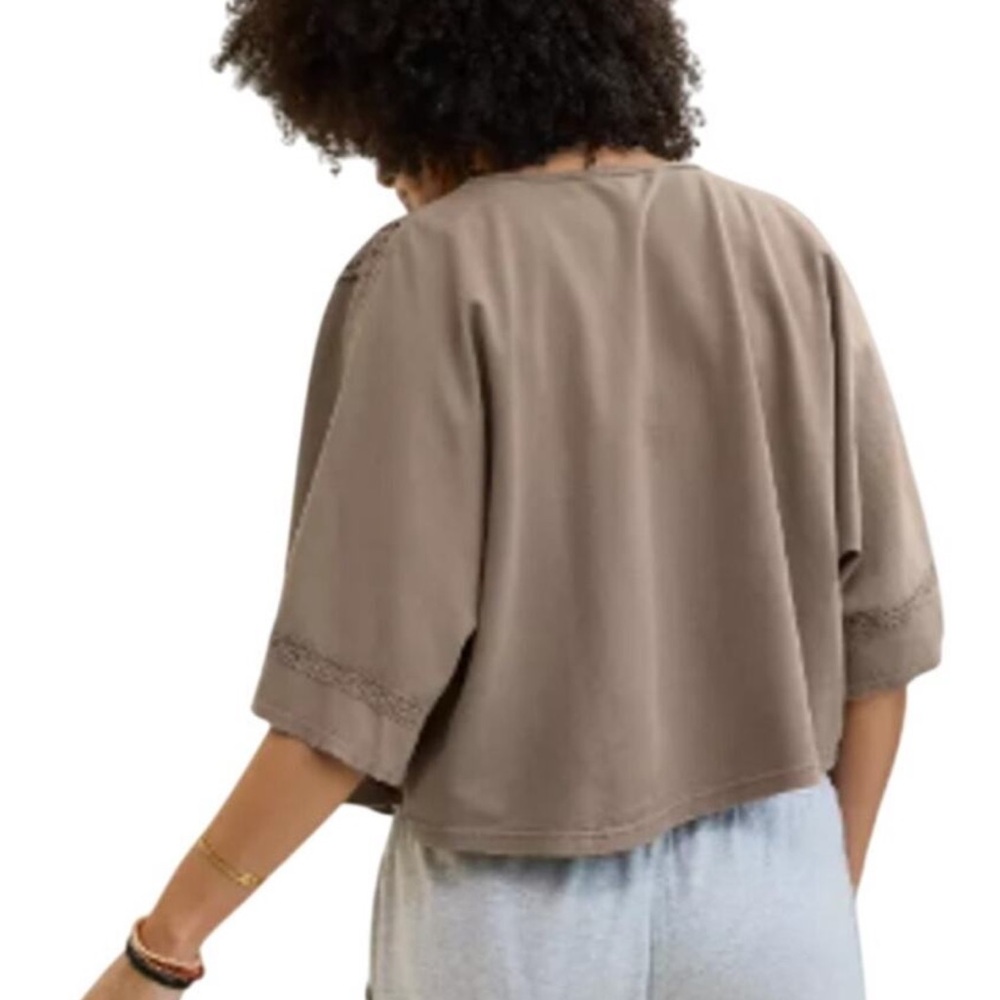 Arie Knit Button-Up Short Sleeve Blouse - Picture 2 of 10